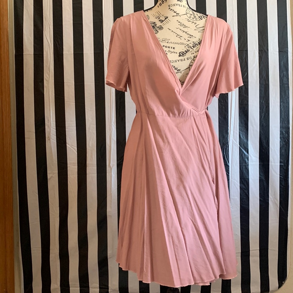 Wrap around Dress🌷🎀🩰🦩💞